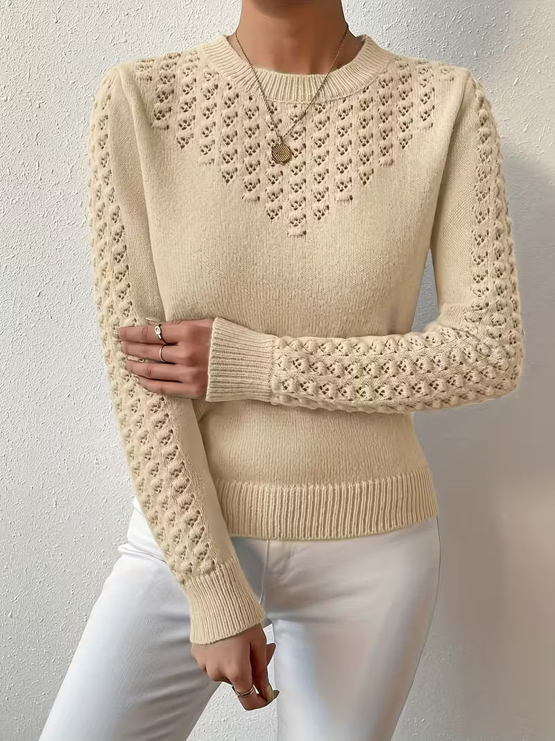 Pull élégant en tricot bleu Shannen de Danoir Paris, taille XS, détail de texture douce et finition soignée.