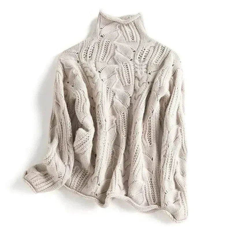 Pull roulé élégant Jennan en bleu de Danoir Paris, coupe ajustée, tissu doux et moderne, taille XS.