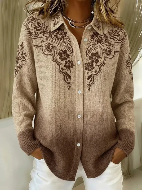Cardigan long élégant Elisa de Danoir Paris, beige et marron avec motif floral, pour femme.