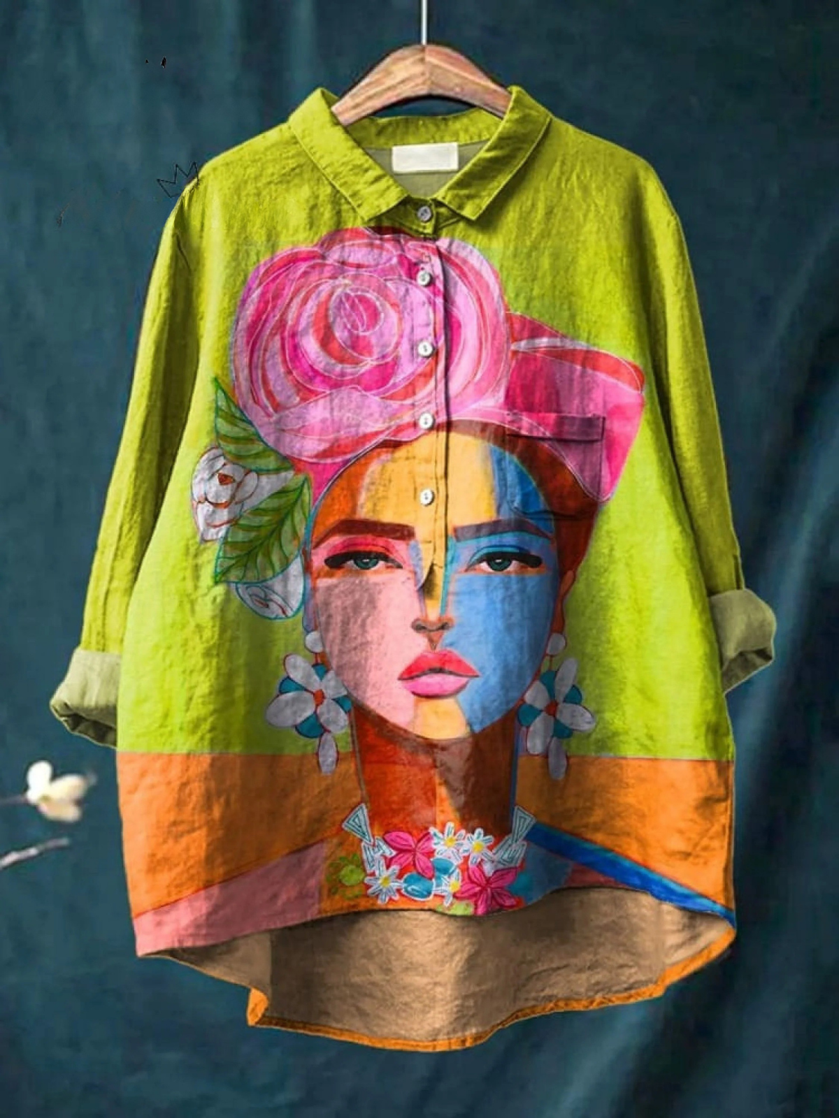 Chemise décontractée élégante Danoir Paris Ambre en jaune, tissu léger et confortable, vue de face.
