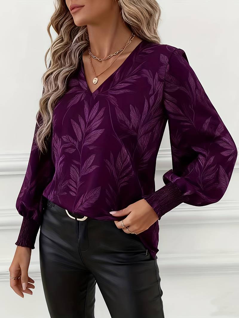 Blouse élégante Ruchama à imprimé feuilles verte de Danoir Paris, style chic et féminin, vue de face.