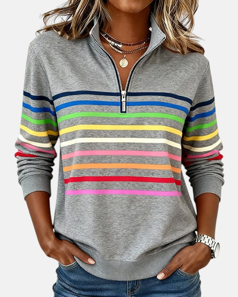 Pull Nina Danoir Paris en maille gris à rayures, confortable et tendance, pour un style décontracté.