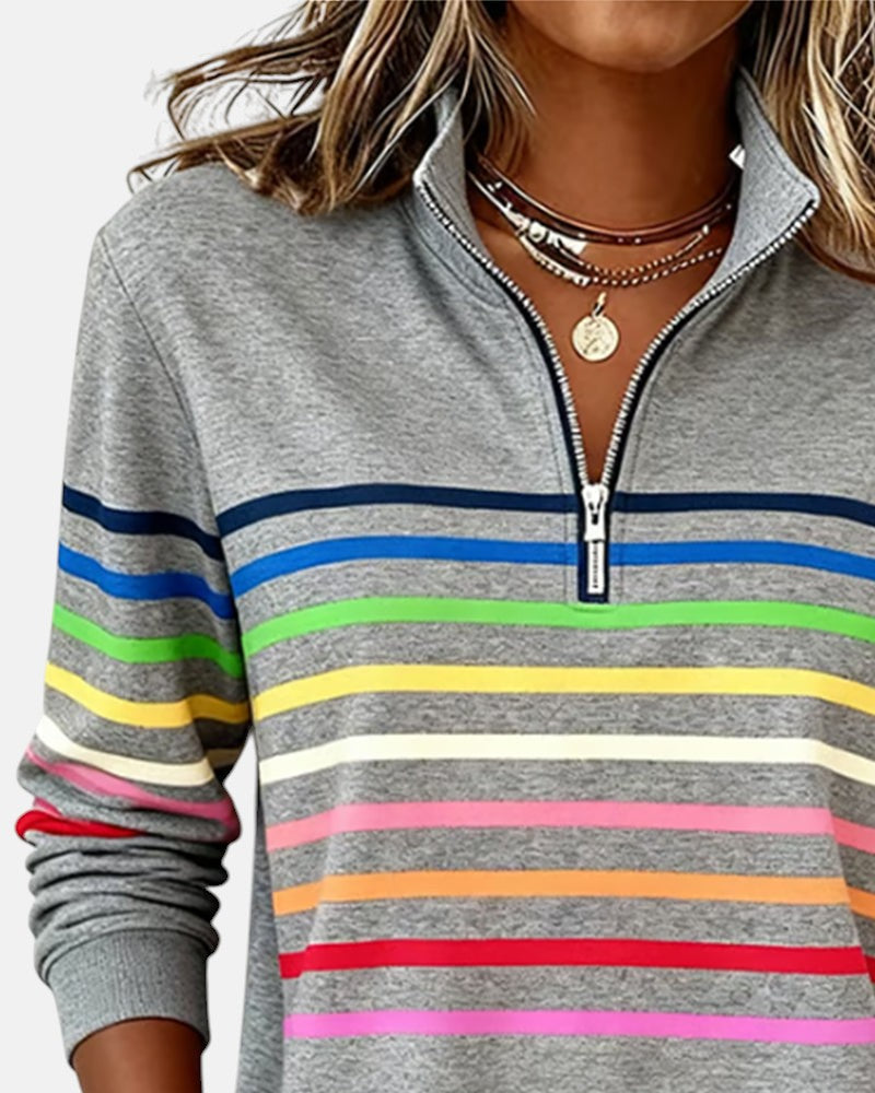 Pull Nina Danoir Paris en gris à rayures, confortable, manches longues, col rond, style décontracté.
