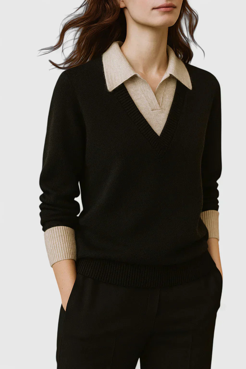 Pull chic italien Danoir Paris Jovi en marron, style élégant et confortable, porté en image.