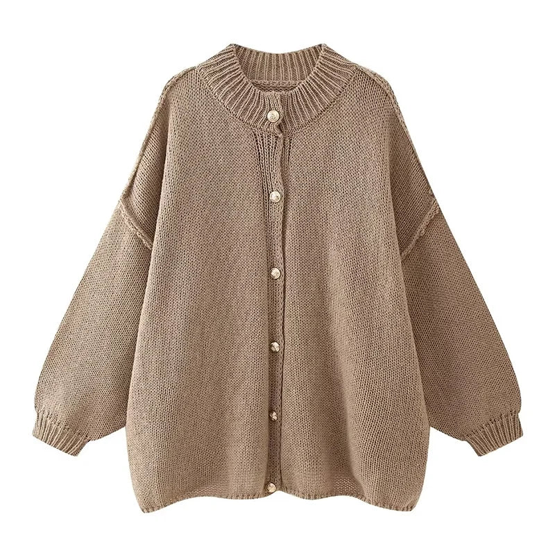 Pull blanc Danoir Paris Géraldine, élégant et confortable, porté en style quotidien, taille XS, vue de face.