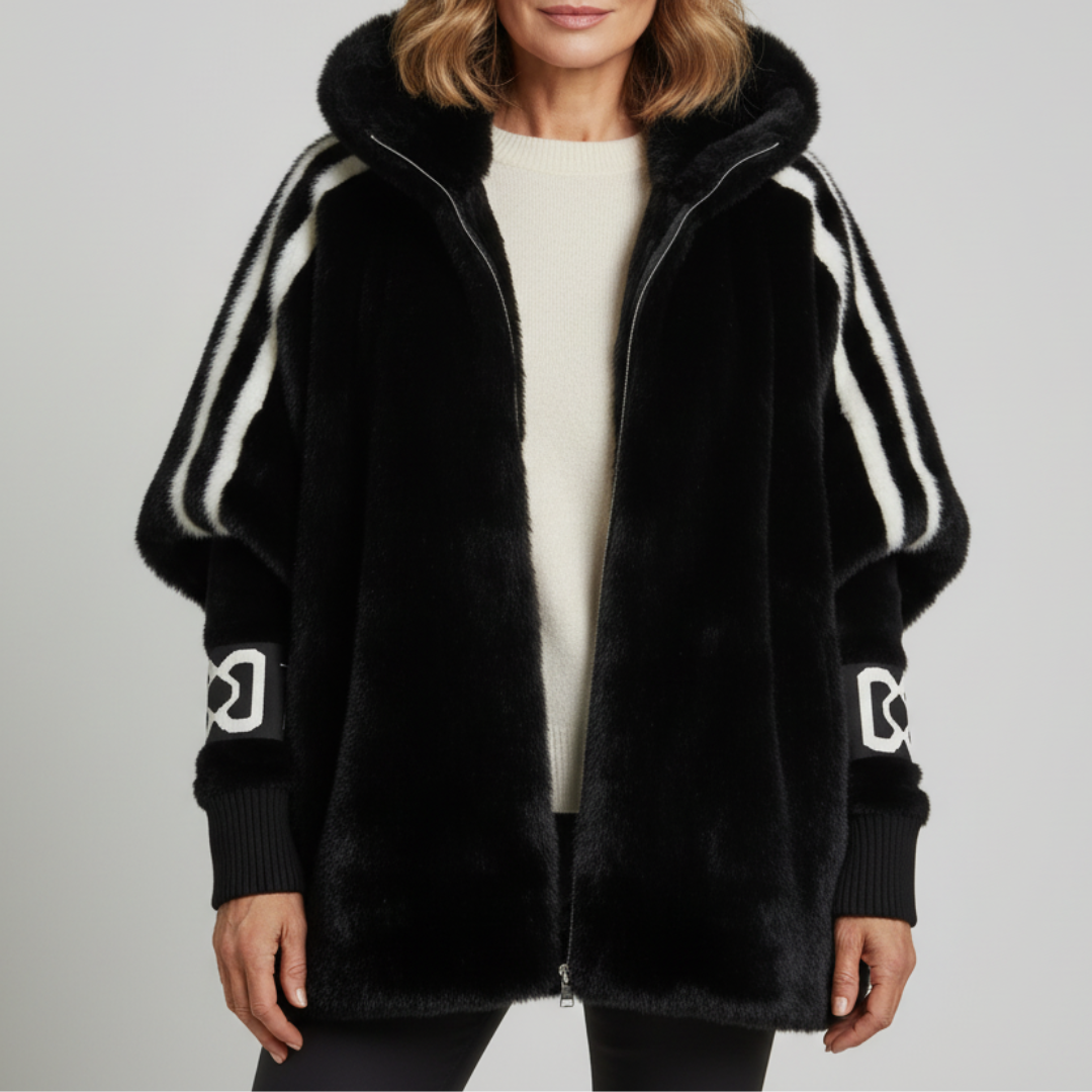 Veste hivernale chic Danoir Paris Brielle en marron, coupe élégante et chaude, portée par un mannequin.