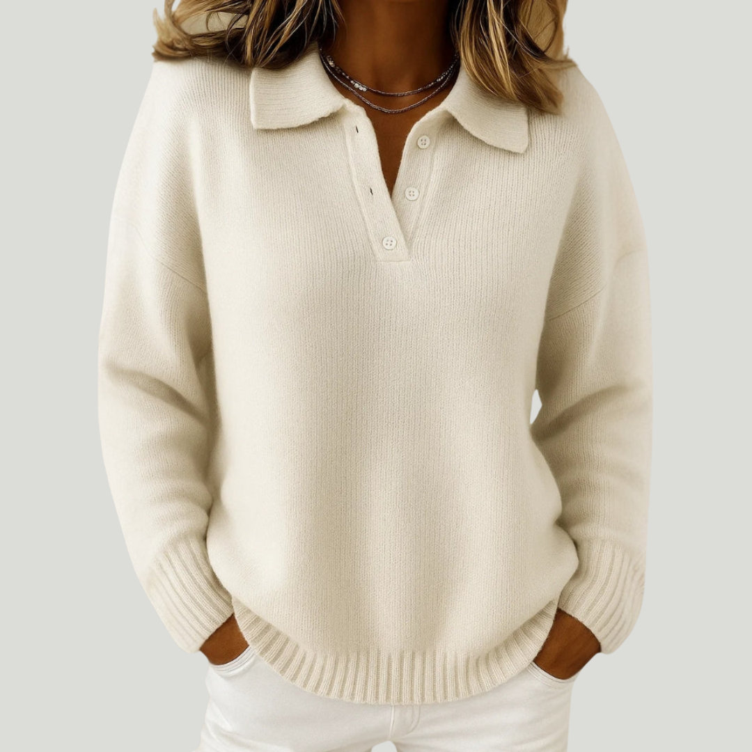 Pull doux chic blanc pour femme Danoir Paris, modèle FR1618, en coton confortable avec col rond.