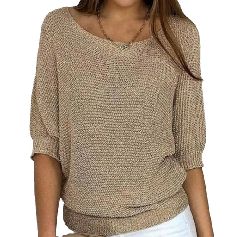 Pull beige Danoir Paris Linda FR782, élégant et confortable, porté en taille S, en tissu doux et raffiné.