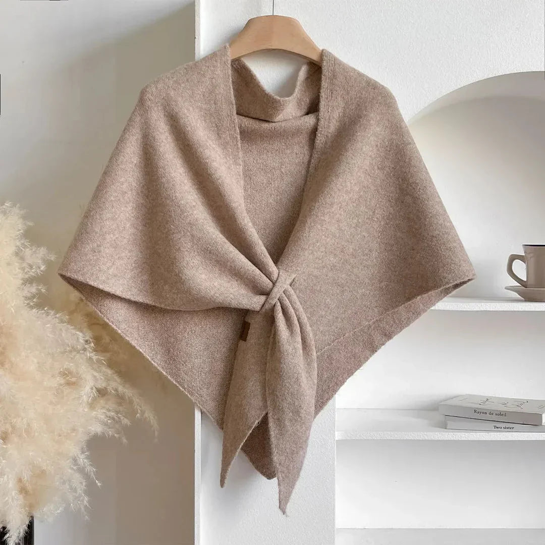 Écharpe d'automne élégante blanc Danoir Paris FR788, tissu doux, taille unique, style sophistiqué pour femmes.