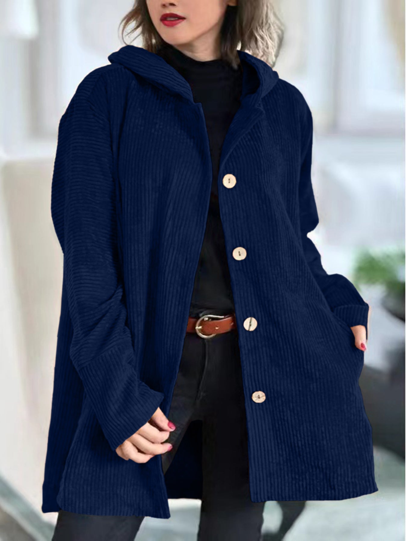 Veste en velours côtelé rouge Cordia de Danoir Paris, élégante et ajustée, vue de face.