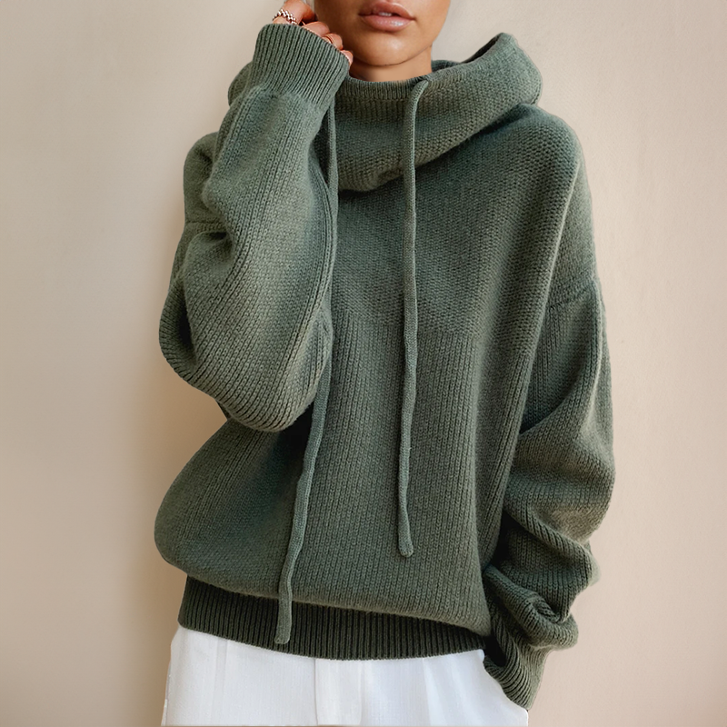 Pull-over oversize vert Loren Danoir Paris, style chic, en maille douce, porté sur un mannequin.