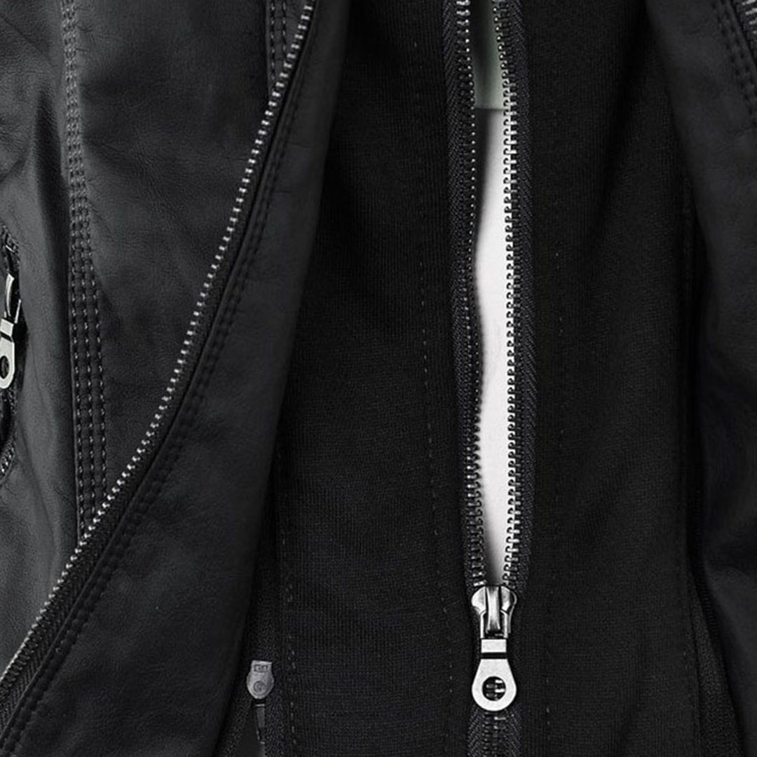 Veste motard élégante Kiana de Danoir Paris en marron, coupe ajustée, style chic et moderne, pour femmes.