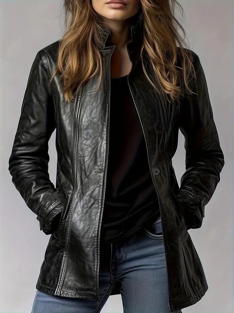 Veste décontractée élégante Danoir Paris Adelina FR949 en tissu fluide avec col mao et boutons, vue de face.