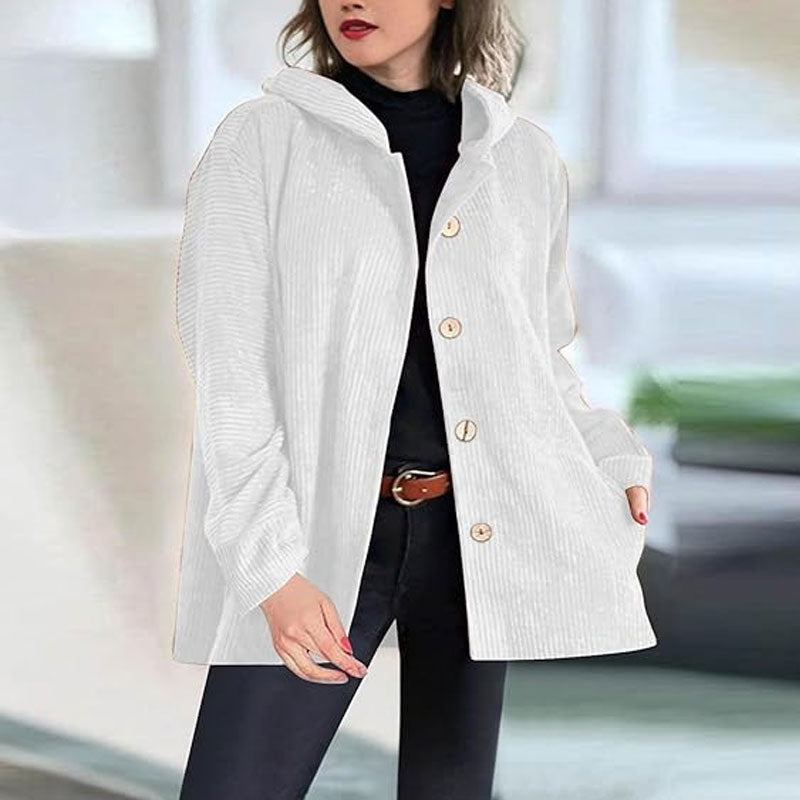Veste en velours confortable Danoir Paris Isabelle FR958 de couleur bordeaux, détail de la texture douce et élégante.
