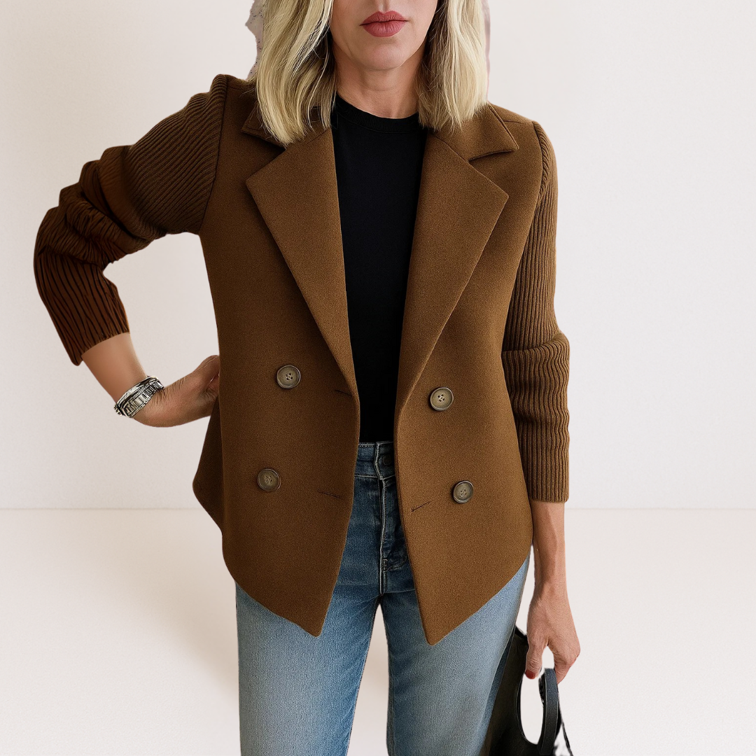 Veste élégante en tricot Rose Martine de Danoir Paris, vue de face, détails du tissu et coupe raffinée.