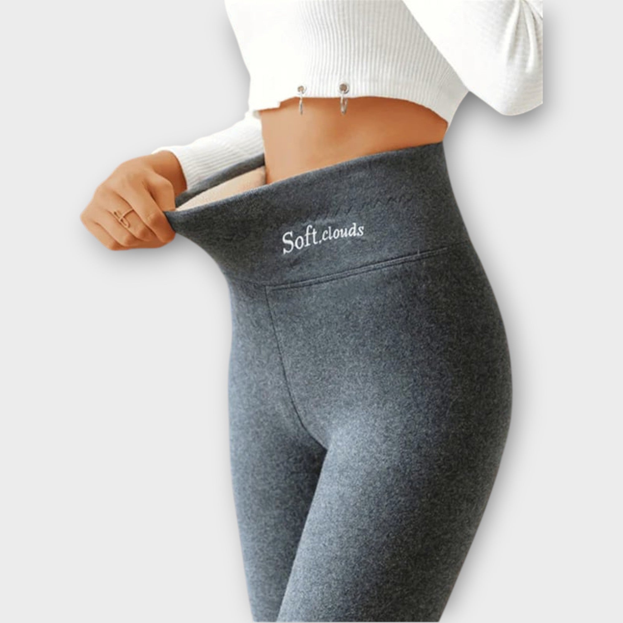 Pantalon d'hiver gris foncé Danoir Paris FR971, élégant et chaud, porté en style décontracté pour femme.
