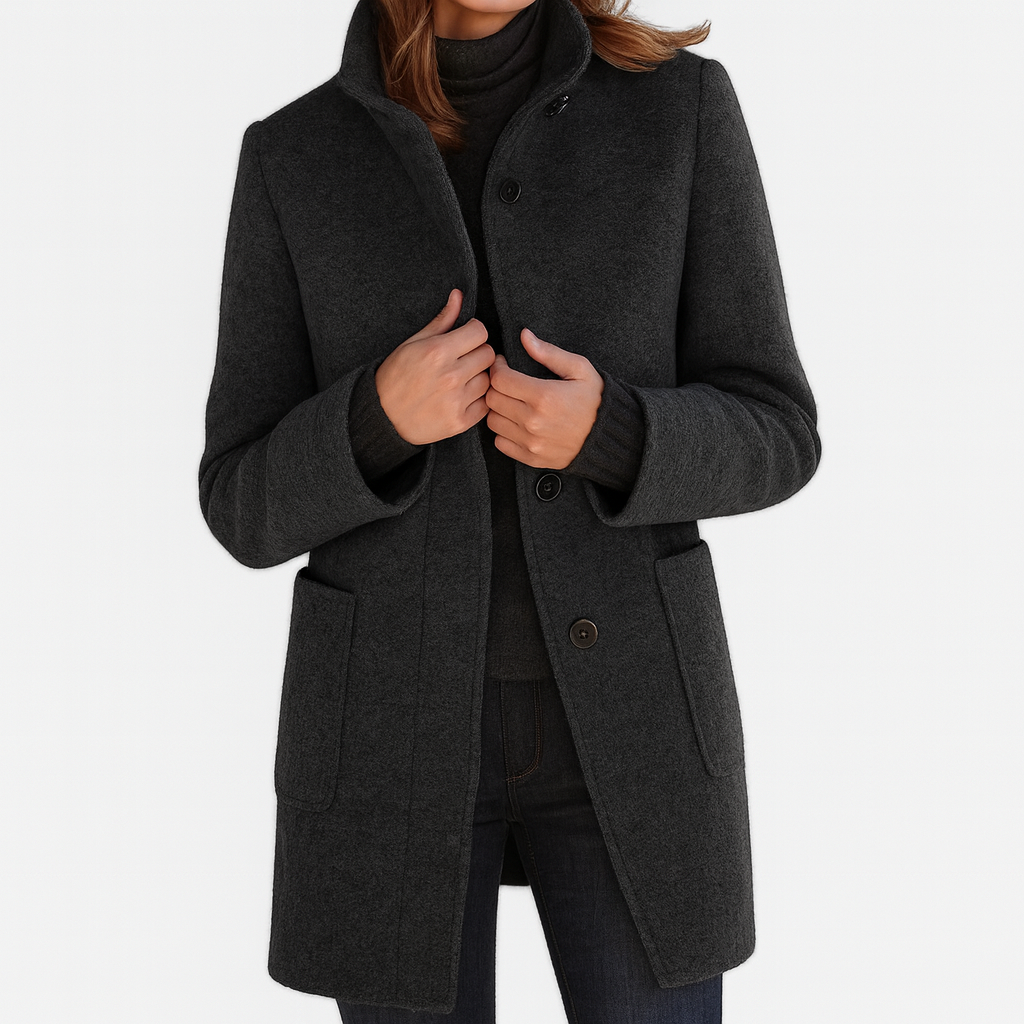 Veste d'hiver élégante Stella de Danoir Paris en gris, style sophistiqué, conçue pour la saison hivernale.