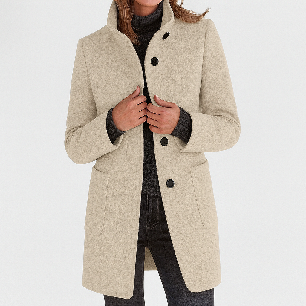 Veste d'hiver élégante Danoir Paris Stella FR975 gris avec col montant et boutons, vue de face.