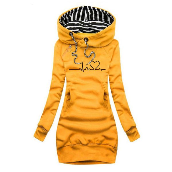 Robe d'été élégante Dahlberg de Danoir Paris en jaune, vêtement léger et chic pour la saison estivale.