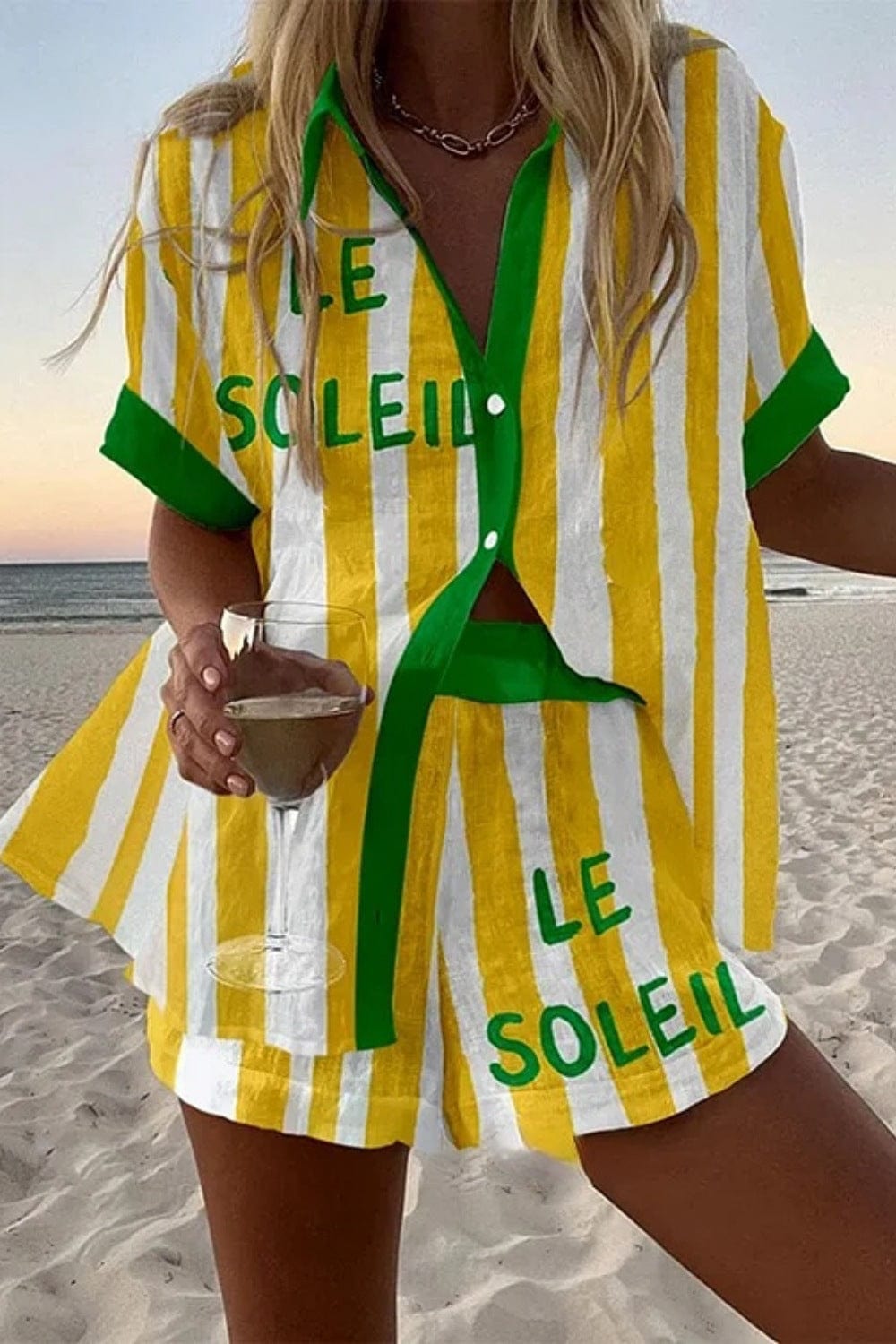 Ensemble Tallulah™ de Danoir Paris, ensemble coloré avec haut et bas assortis, élégance et confort pour femmes.