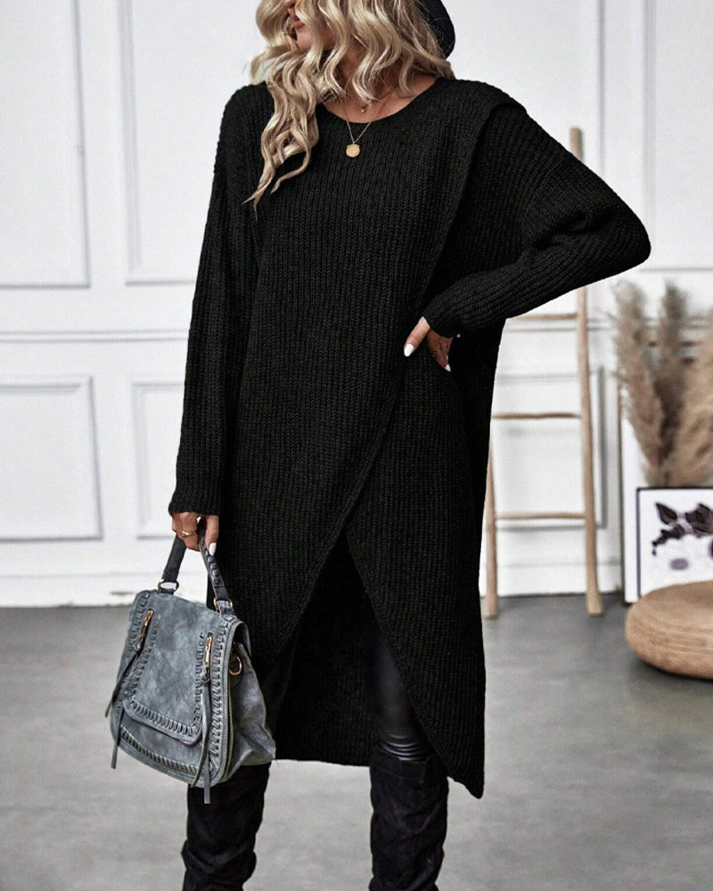 Pull long élégant Brigit de Danoir Paris, en gris, avec un style raffiné et une coupe fluide, adapté pour un look sophistiqué.
