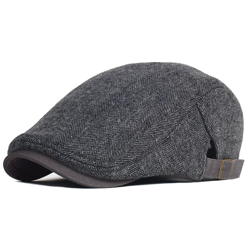 Chapeau gris Bloom™ Premium pour hommes de Danoir Paris, style élégant avec bandelette décorative.