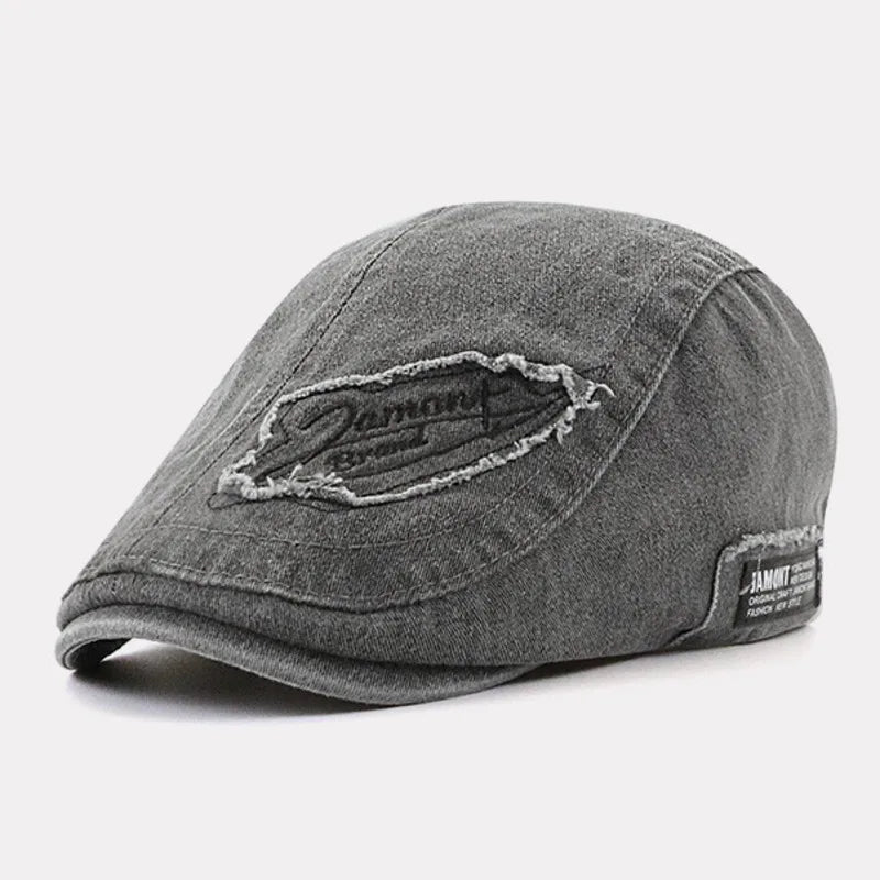 Harnais pour animal de compagnie Bloom™ en denim vert de Danoir Paris, avec détails élégants et ajustement confortable.