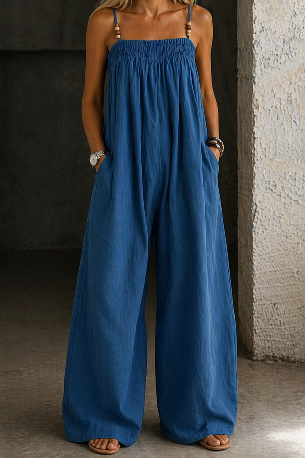 Combinaison pantalon ample en denim bleu Madison de Danoir Paris, coupe large, pour un style décontracté et tendance.