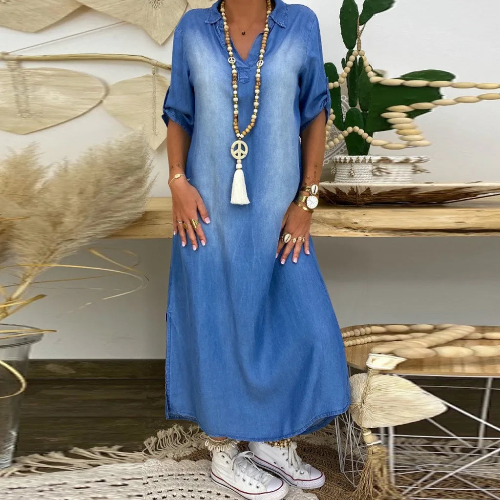 Robe longue décontractée en denim Danoir Paris, style confortable, coupe fluide, portée élégante et tendance.