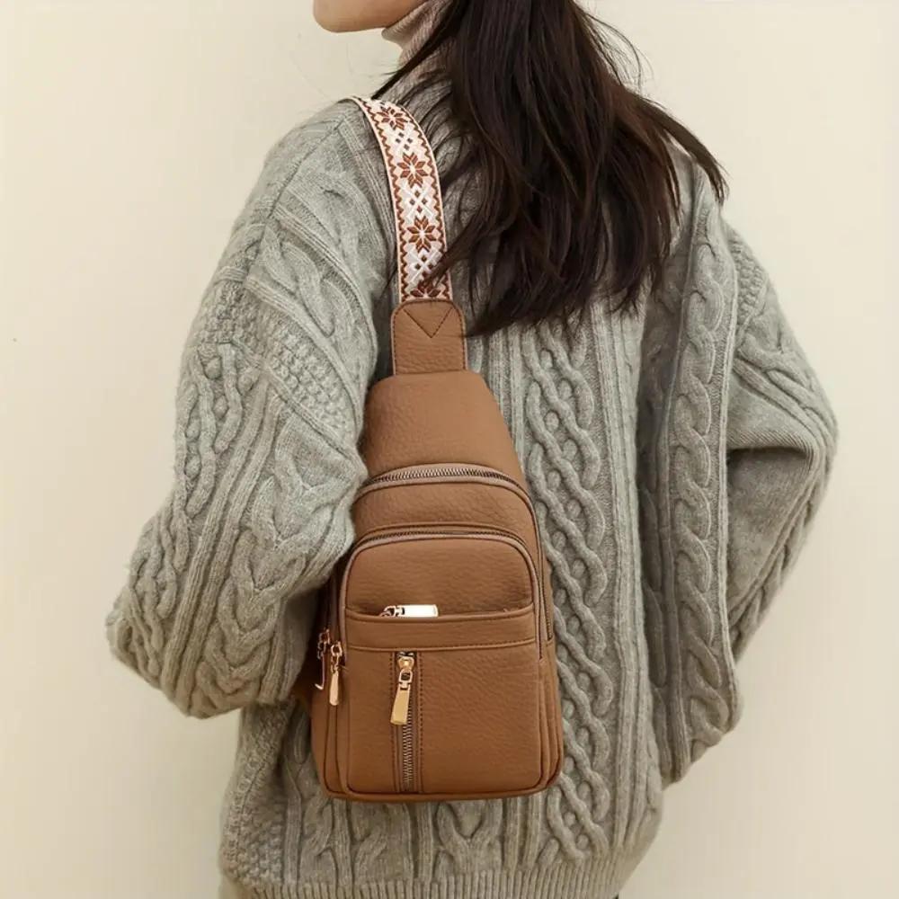 Sac à bandoulière Fiona Danoir Paris en kaki avec roulettes, design pratique et moderne pour un style élégant et fonctionnel.