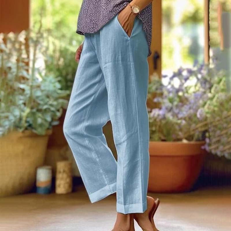 Pantalon relaxé classique Vayla de Danoir Paris en kaki, coupe décontractée, tissu confortable, vue de face.