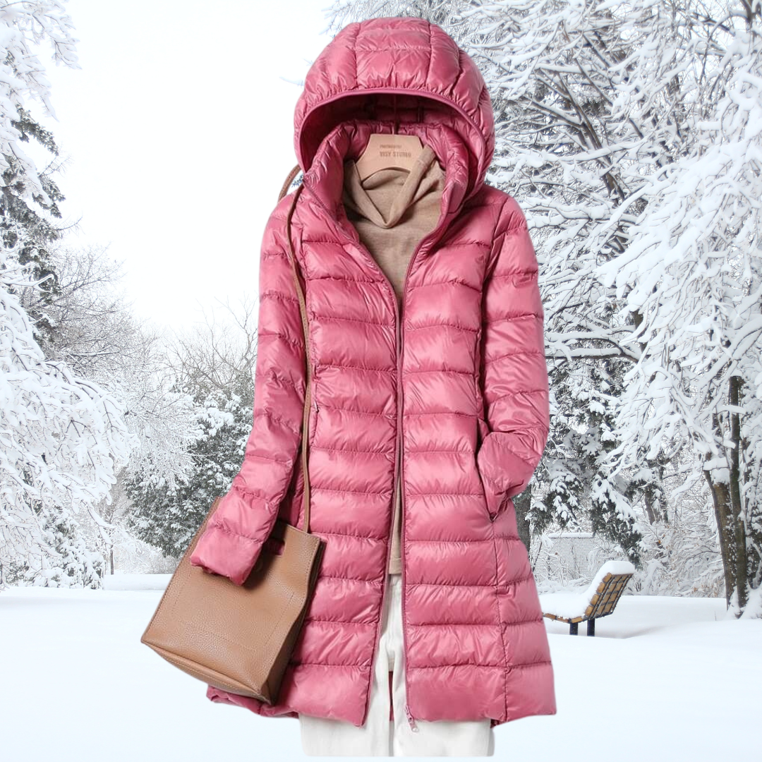 Doudoune chic et chaude Danoir Paris Aire en kaki, légère et élégante, adaptée pour l'hiver, avec capuche et fermeture éclair.