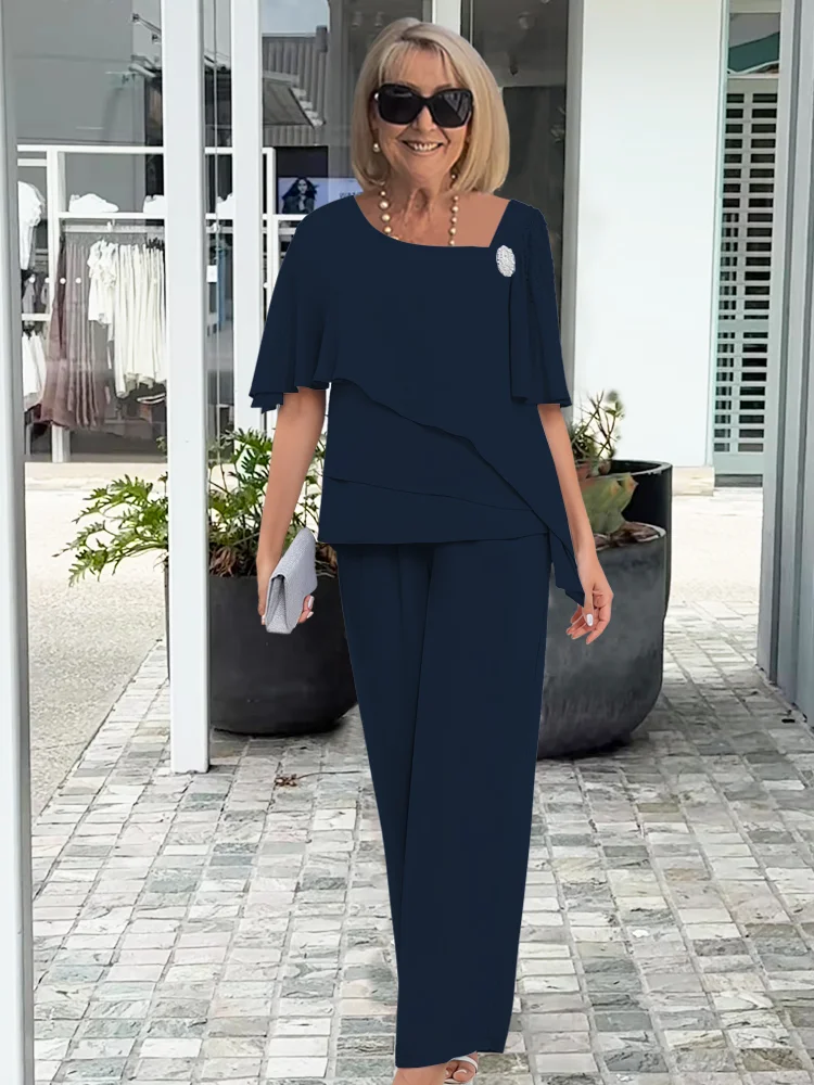 Ensemble élégant Carol de Danoir Paris en bleu clair, comprenant soutien-gorge et culotte assortis, en dentelle raffinée.