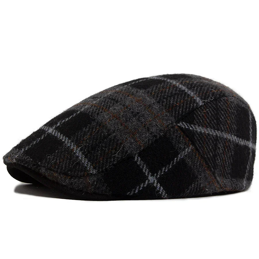 Casquette classique Bloom Danoir Paris pour hommes, en tissu bleu marine, vue de face.