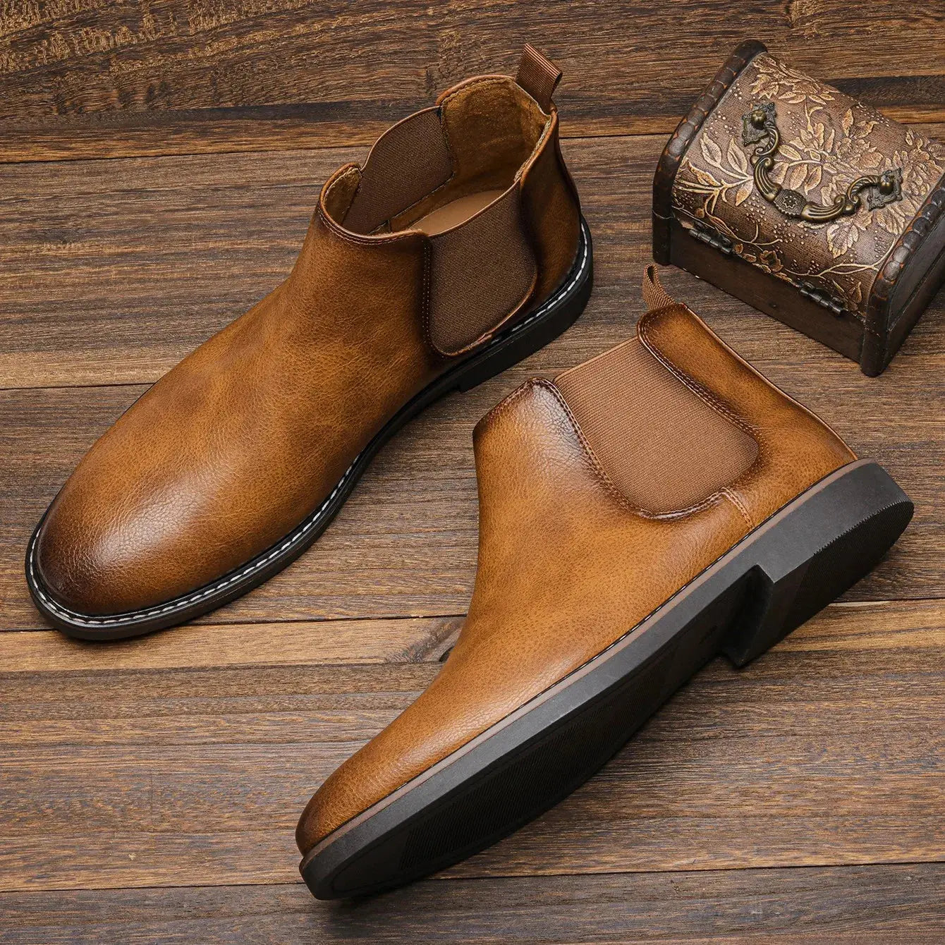 Bottes Chelsea Danoir Paris Wayne™ marron en cuir, style intemporel, avec semelle robuste et design classique.
