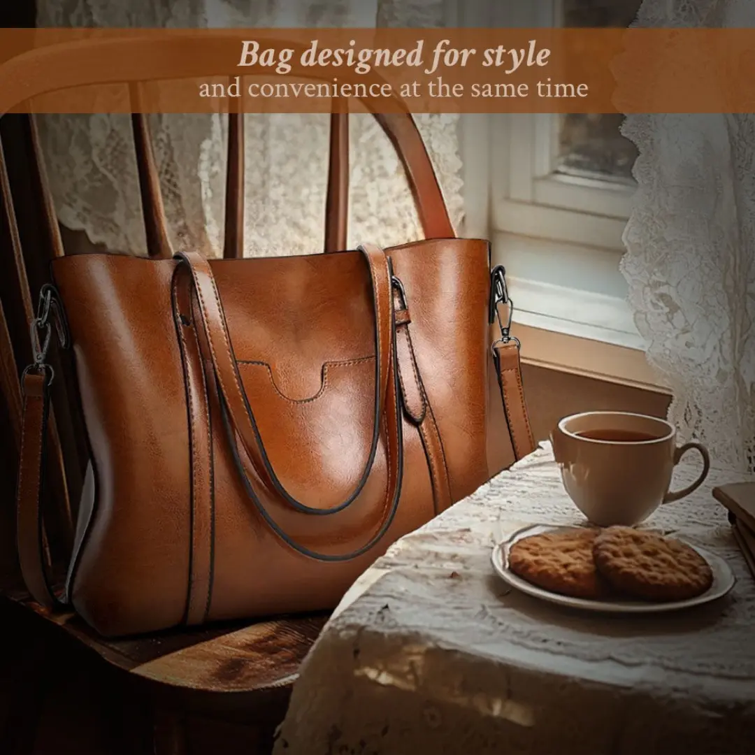 Sac de luxe Blythe Danoir Paris en marron, élégance intemporelle, avec poignée en cuir et détails sophistiqués.