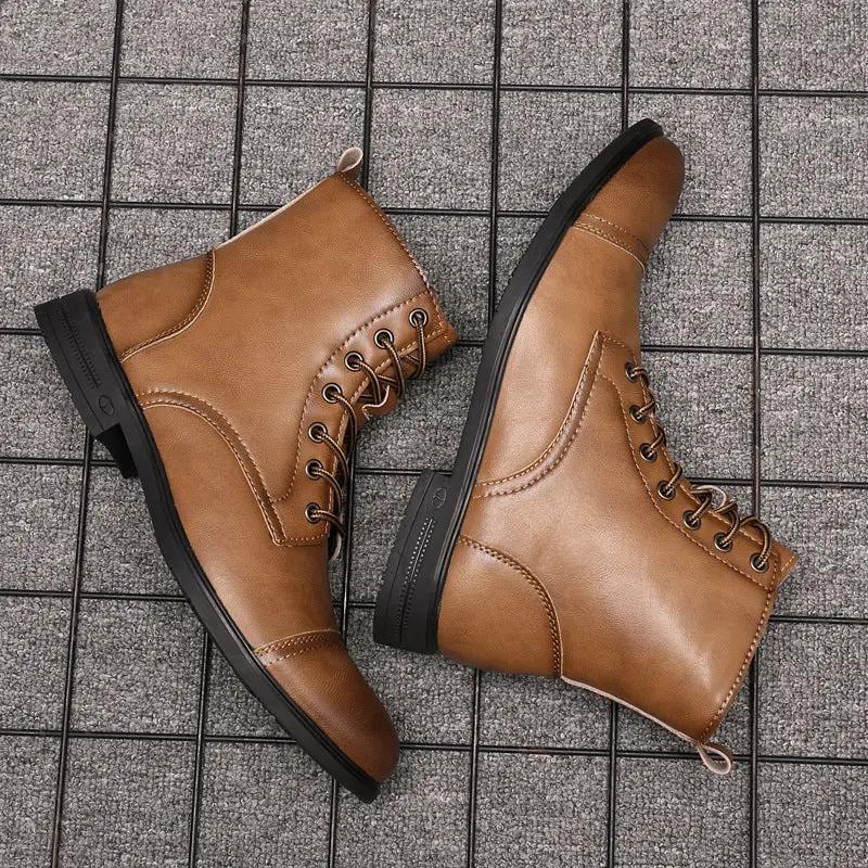 Bottines en similicuir marron châtaigne Morgan de Danoir Paris, taille 38, avec semelle et design élégant.
