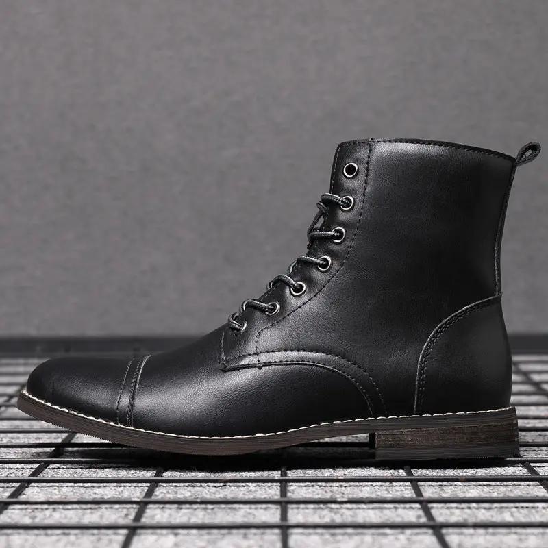 Bottines en similicuir marron châtaigne Morgan de Danoir Paris, taille 38, vue de face avec détails du cuir.