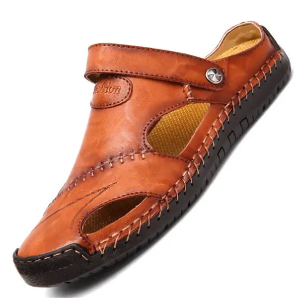 Sandales en cuir orthopédiques Chris™ marron foncé de Danoir Paris, pour un confort optimal et style élégant.