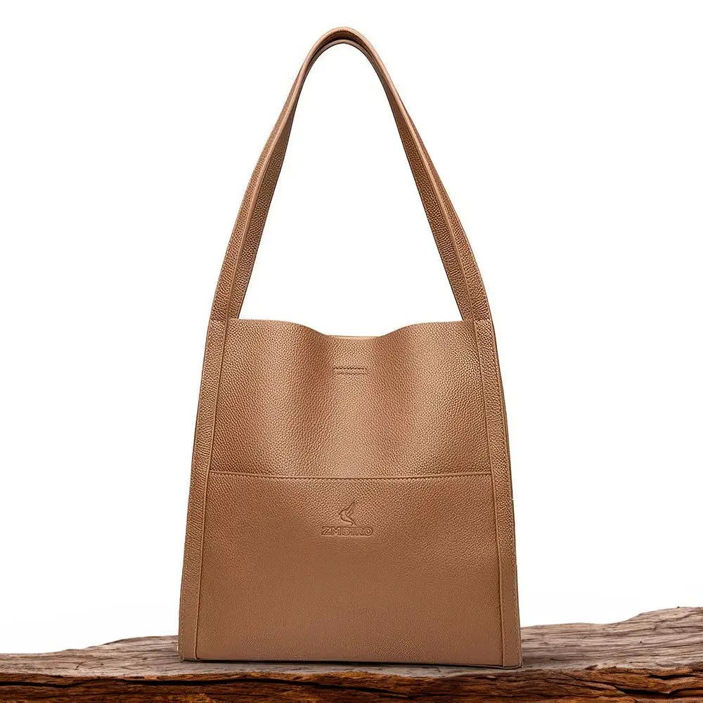 Sac à main de luxe Talia en cuir souple marron de Danoir Paris, élégant et sophistiqué.