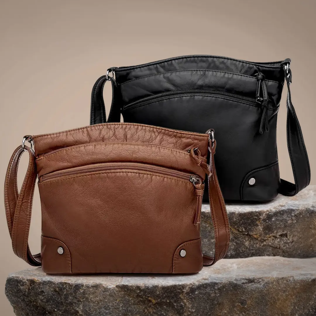 Portefeuille marron Danoir Paris Zoe avec un charmé intemporel, en cuir élégant, vue de face avec détails du portefeuille.