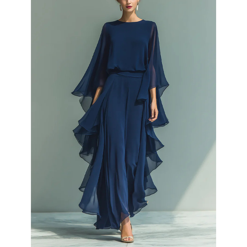 Ensemble assorti Aurora Danoir Paris en chiffon élégant avec volants, tissu léger et finition raffinée, pour un look sophistiqué.