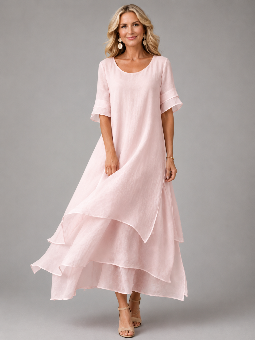 Robe longue fluide Liora™ Danoir Paris, robe maxi rose élégante avec tissu léger et coupe fluide, portée décontractée ou élégante.