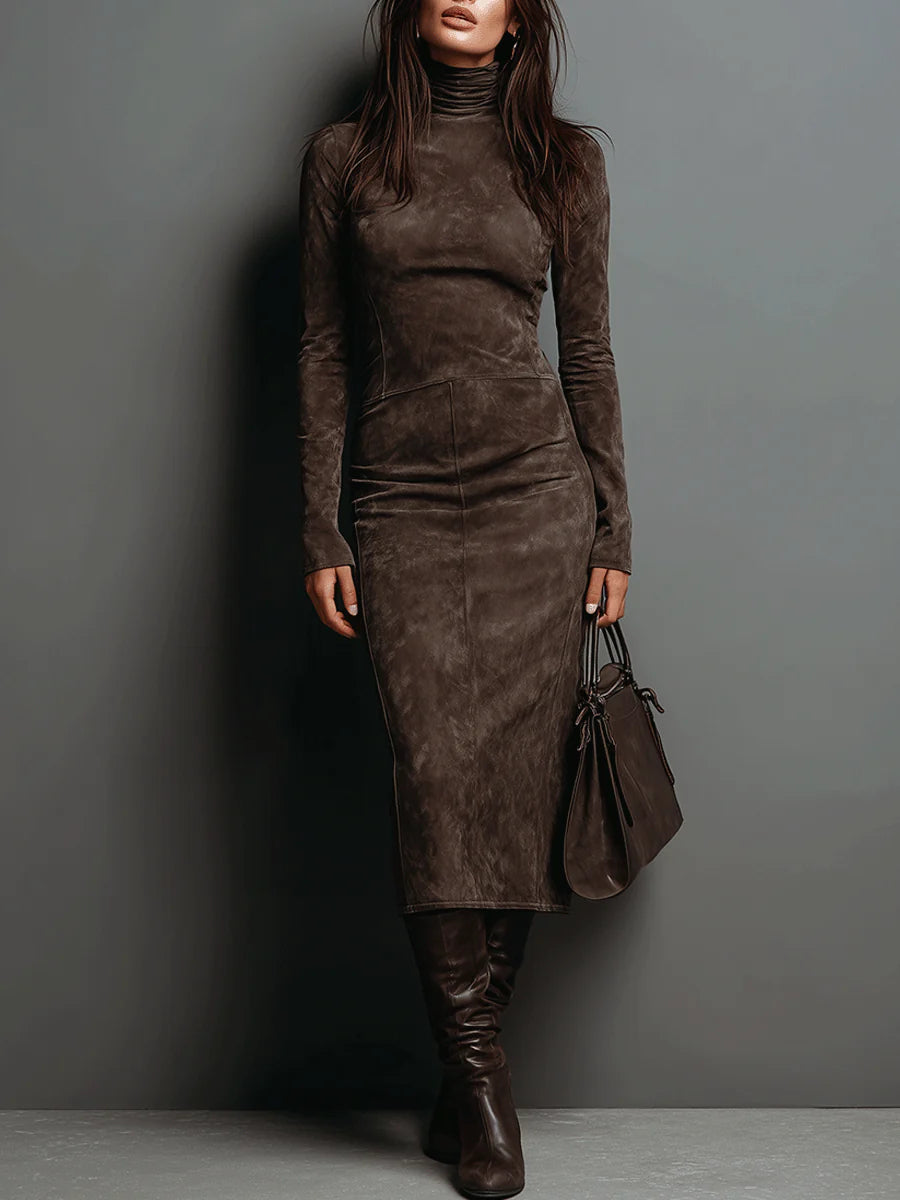 Robe midi en velours côtelé Danoir Paris Giada, coupe élégante, couleur café, portée sur mannequin, détails du tissu.