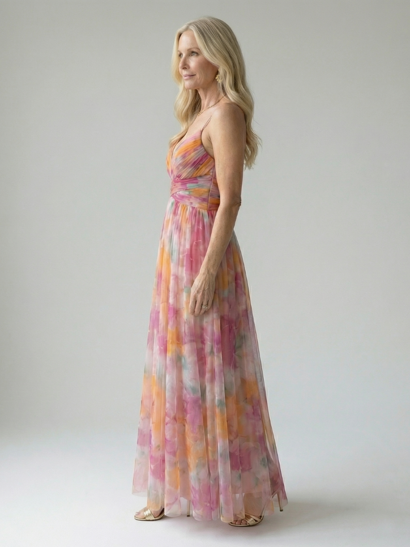 Robe longue maxi Danoir Paris Isel, tissu doux et multicolore avec ceinture enveloppante, portée élégante et confortable.