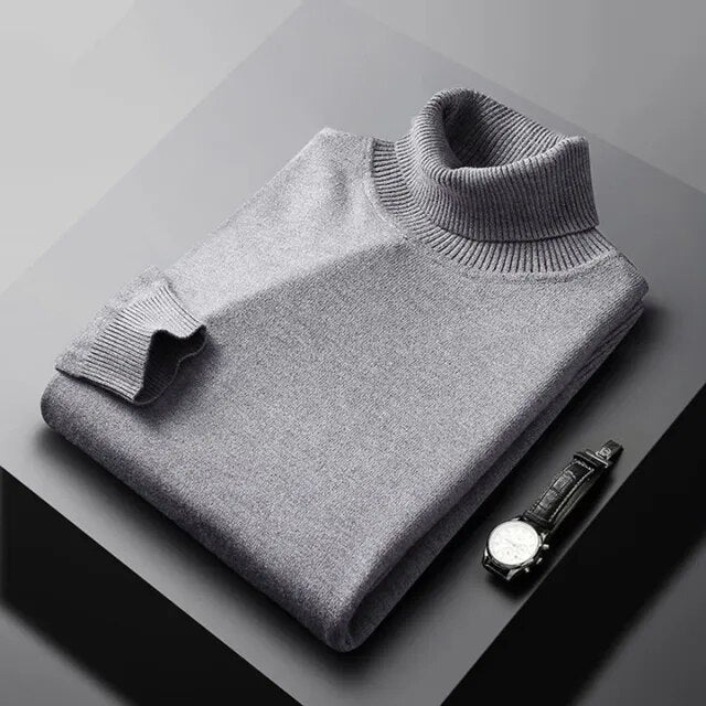 Pull à col roulé en cachemire Monte Carlo de Danoir Paris, bleu marine, taille M, tissu doux et élégant.