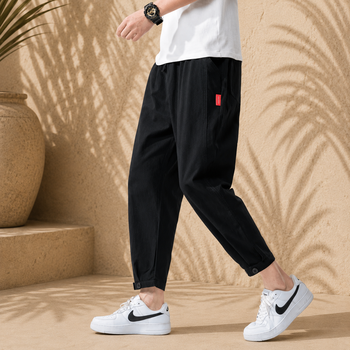 Pantalons ajustés en coton noir Danoir Paris Theo, taille XS, vêtement homme décontracté et élégant.