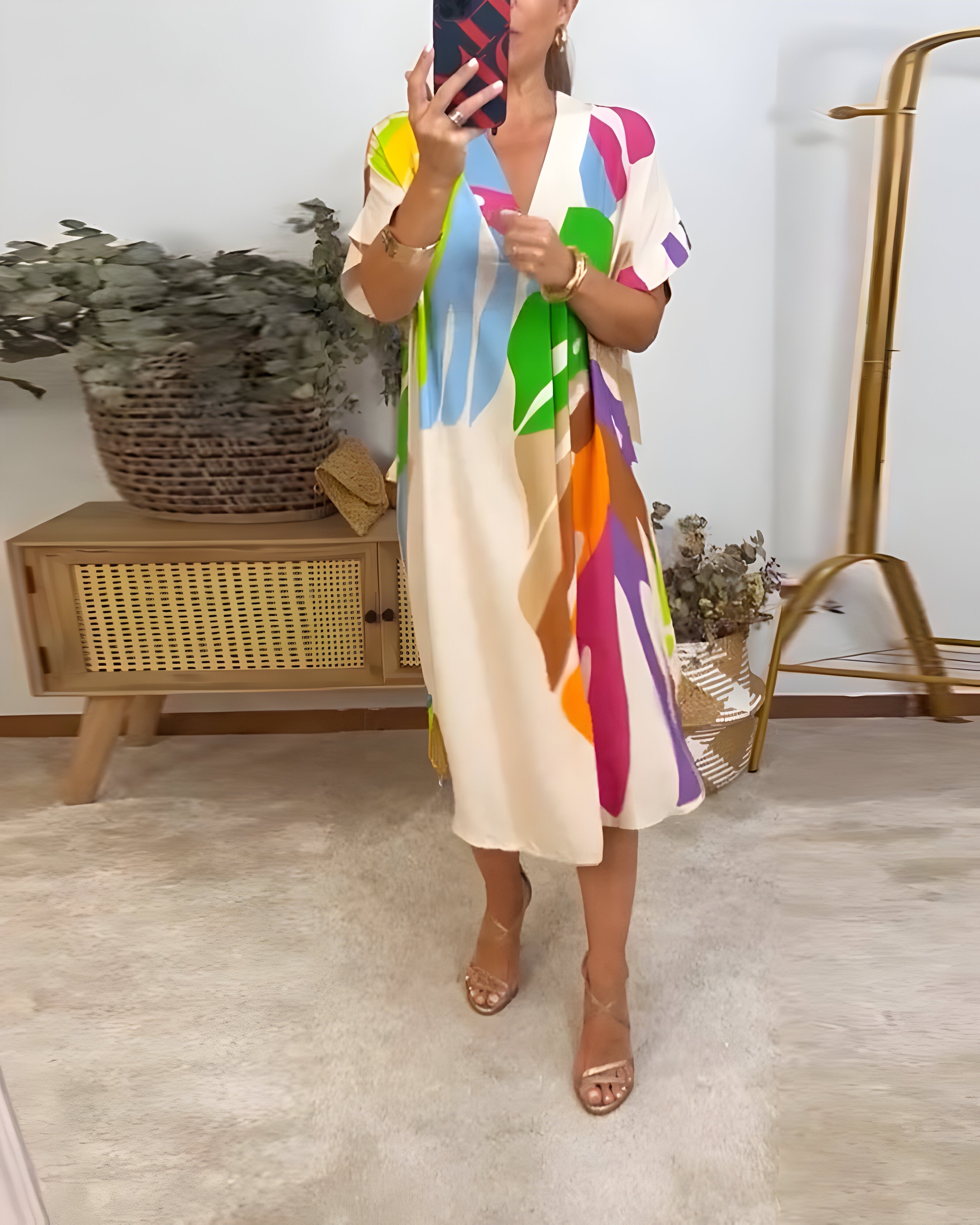 Robe décontractée colorée Rosaline de Danoir Paris, vue de face, tissu léger et motifs vibrants, style élégant et confortable.