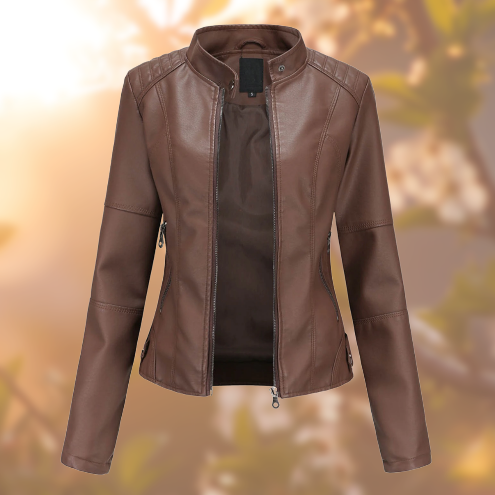 Veste en cuir noire Danoir Paris Amora, élégante et raffinée, avec détails de couture visibles sur le produit.