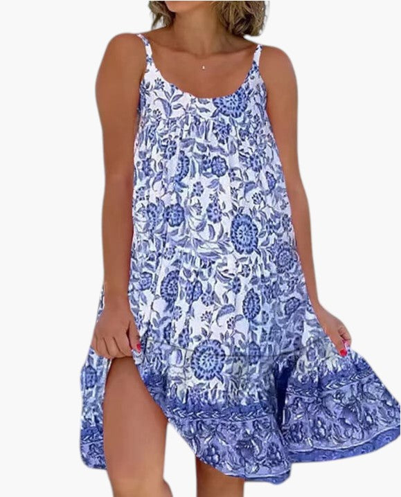 Robe légère à imprimé délicat Rosalie™ de Danoir Paris, tissu fluide et design élégant pour un été sans effort.